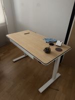 Höhenverstellbarer Tisch zu verkaufen - Neuzustand!