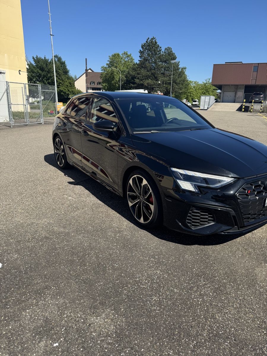 Audi Automobili: Schwarzer Audi S3 Sportback - Top Zustand – Usato da Schwerzenbach venduto da nic_w5mz 6