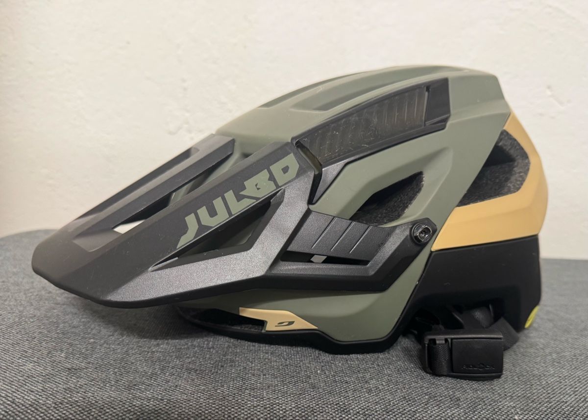 Caschi: Casque VTT Julbo Taille 56/59 cm Mips Vert Sable – Usato da Blonay venduto da ADO_79 2