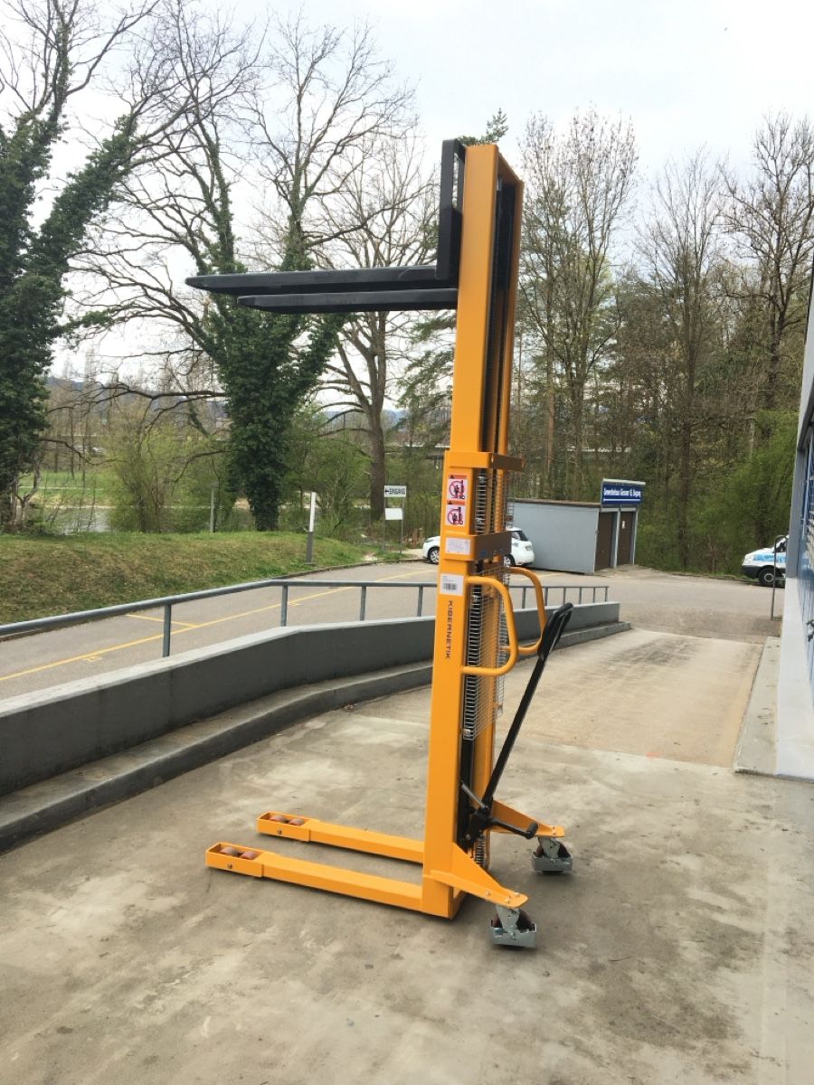 Carrelli elevatori e a forche: Stapler bis 2.5 m hoch – Nuovo e nell'imballaggio originale da Würenlos venduto da Shop_Shop 3
