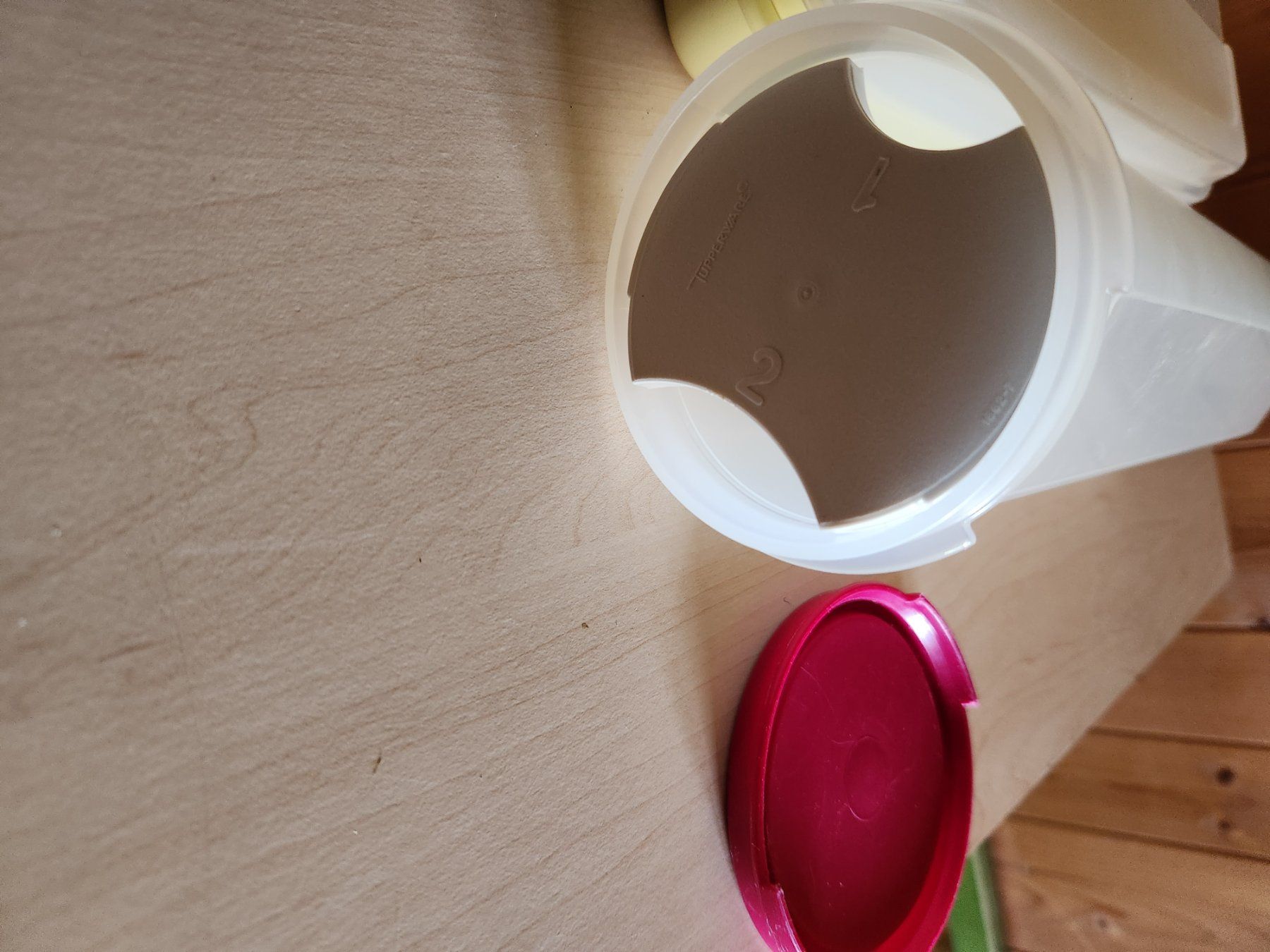 Tupperware Behälter & Ähnliches: Tupperware Spaghettibehälter mit einsatz Neu u 2x Behälter – Gebraucht aus Gstaad von Kuhstall-2026 3