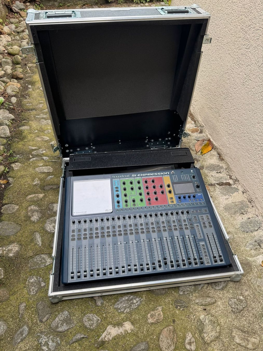 Soundcraft Console di mixaggio: mixer soundcraft Si expression + stage box 32 ch – Usato da Bellinzona venduto da fan_tc7f 1