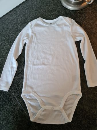 H&M Body langarm weiss Bio-Baumwolle Grösse 98 Neu