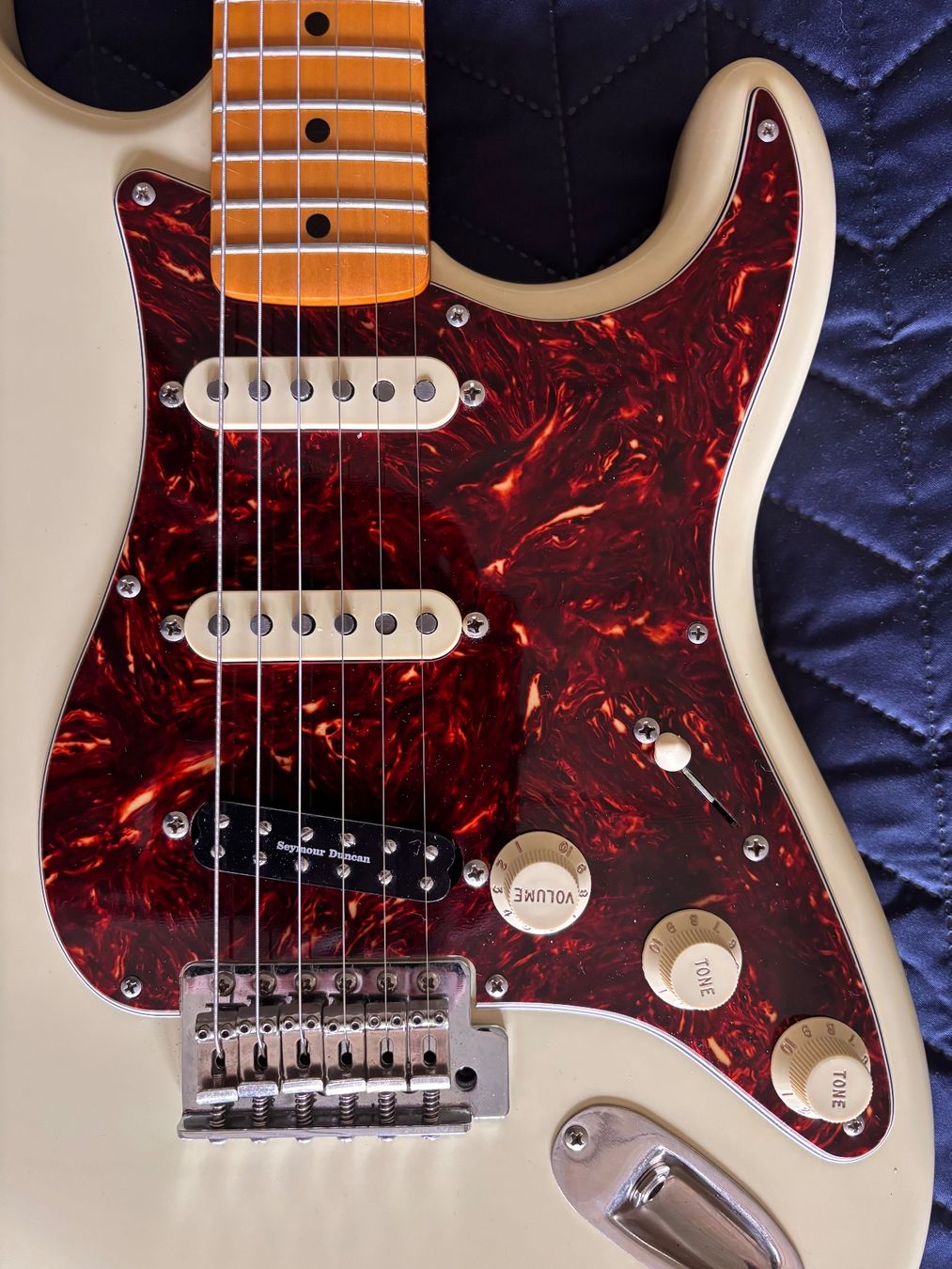 Squier Strumenti musicali: 2007 Fender Squier 50's Classic Vibe Stratocaster – Usato da Buch SH venduto da JTThomas