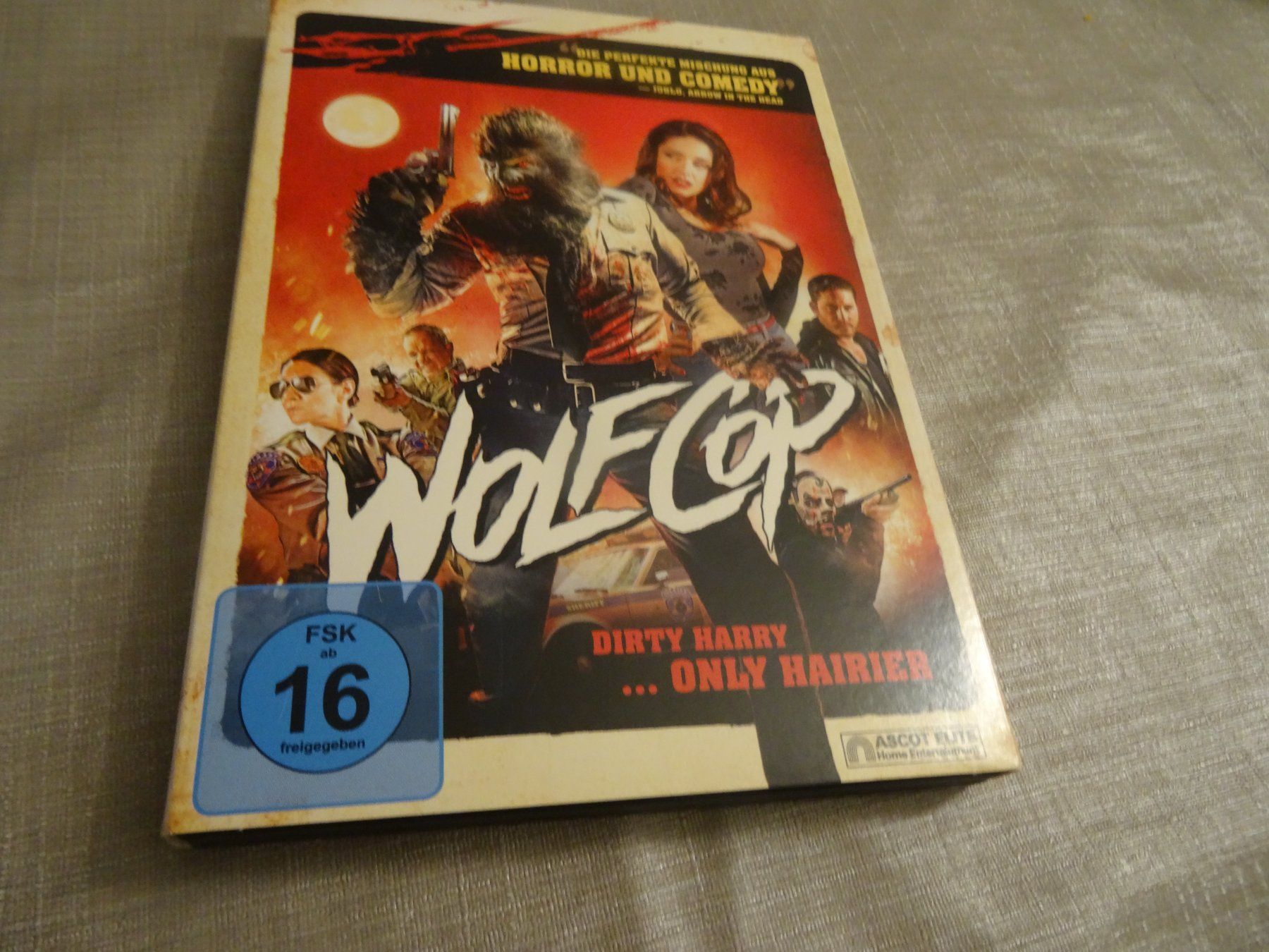 Tutti i DVDs: Wolfcop Wolf Cop DVD - Dirty Harry ... only Hairier – Usato da Olten venduto da Disc-Verkauf