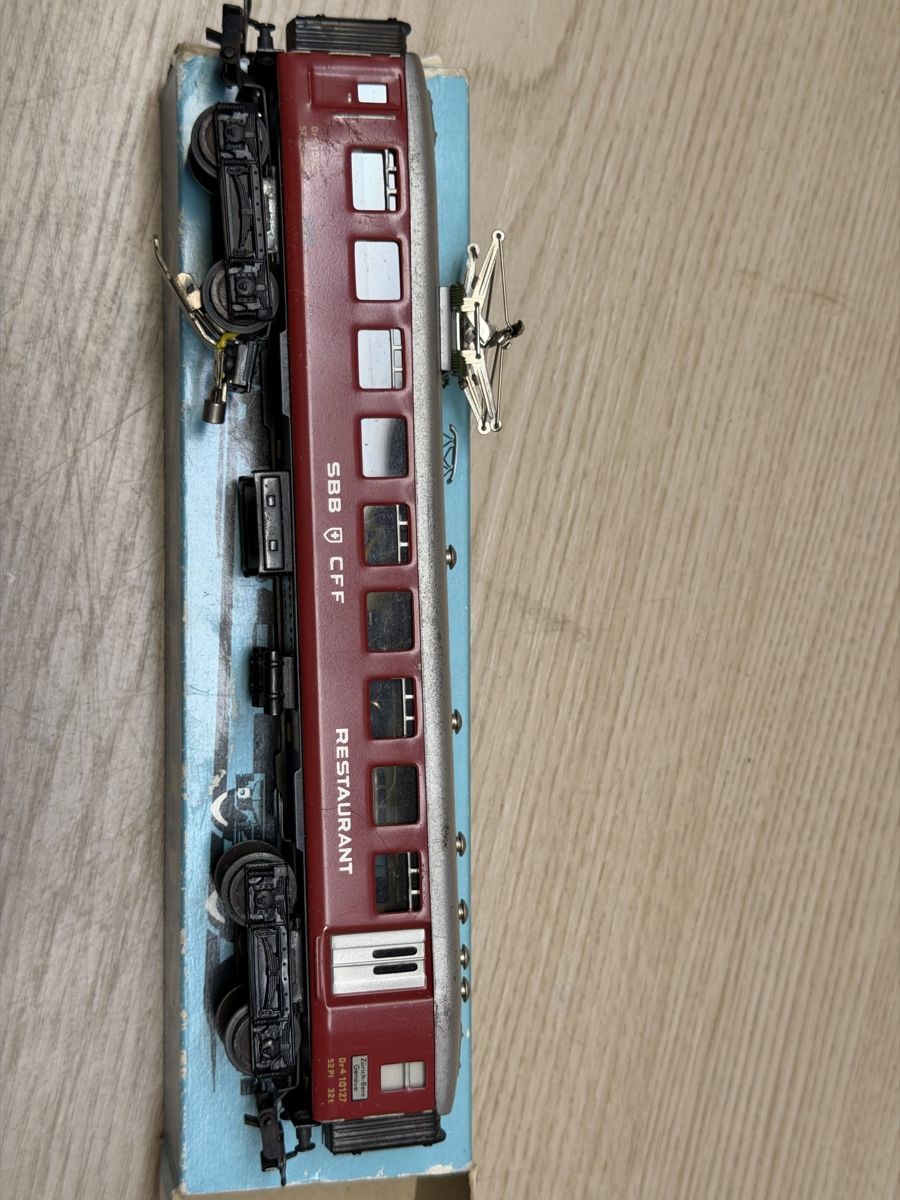 Märklin Modelleisenbahnen: Marklin Speisewagen SBB CFF 4035 HO – Gebraucht aus Herzogenbuchsee von ioa_zcm6 6
