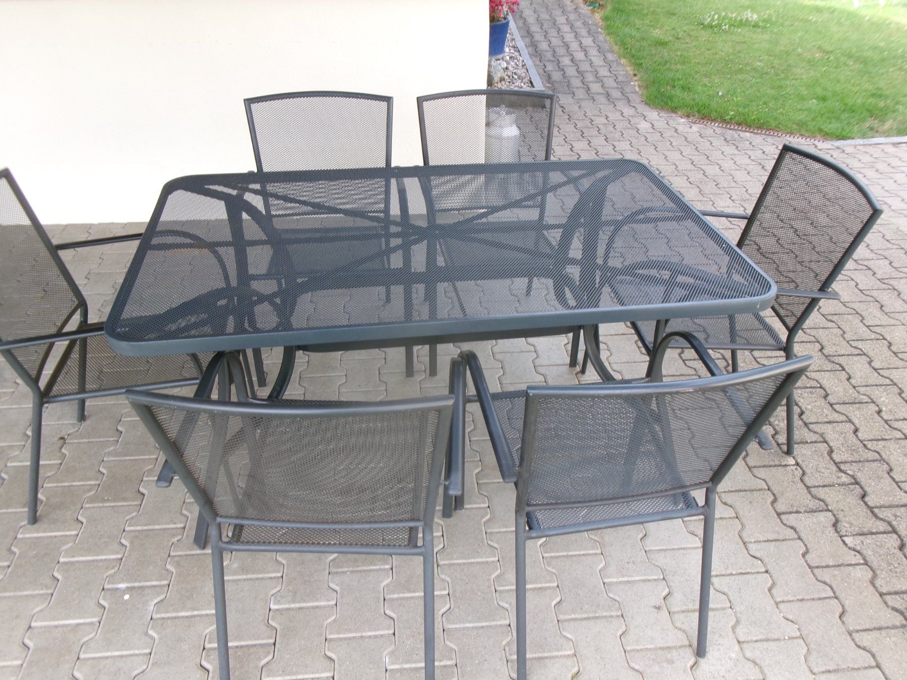 Set di tavolo e panche: Gartentisch mit 6 Stühlen ab 1.- – Usato da Muhen venduto da Bschaf 4