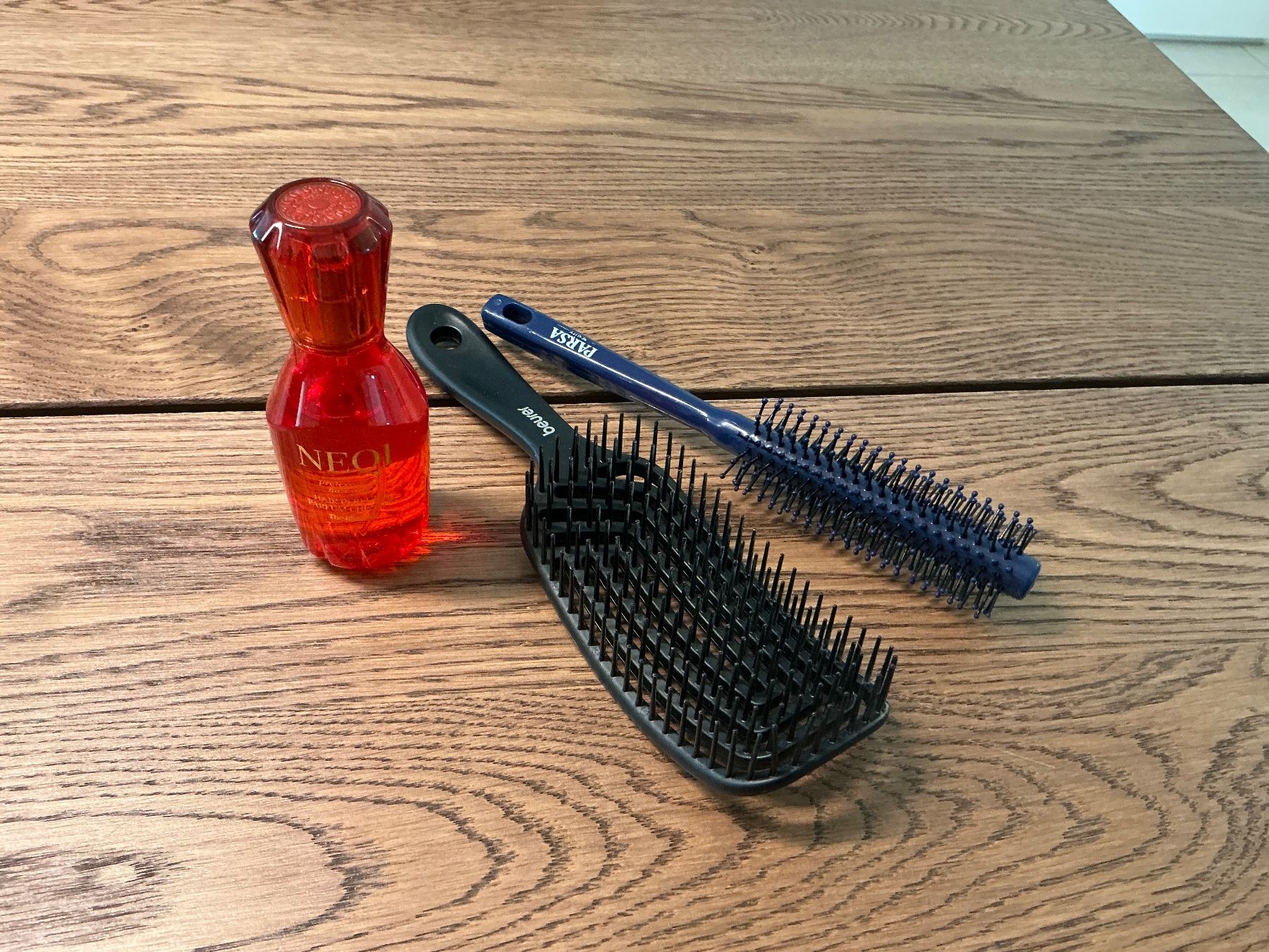 Autres soins des cheveux: NEQI Haarparfüm mit 2 Bürsten – Neuf (Voir description) à Würenlos par sweety5436 2