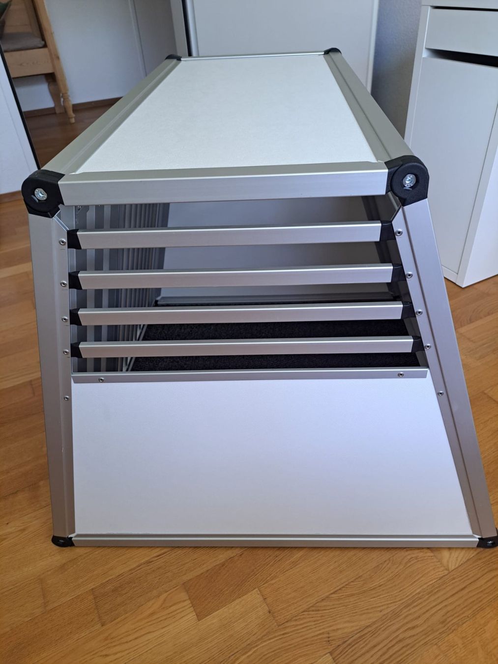 Gabbie, trasporto & Sicurezza: Auto-Hundebox von Swiss-Dogbox.ch – Nuovo e nell'imballaggio originale da Herdern venduto da elur 2