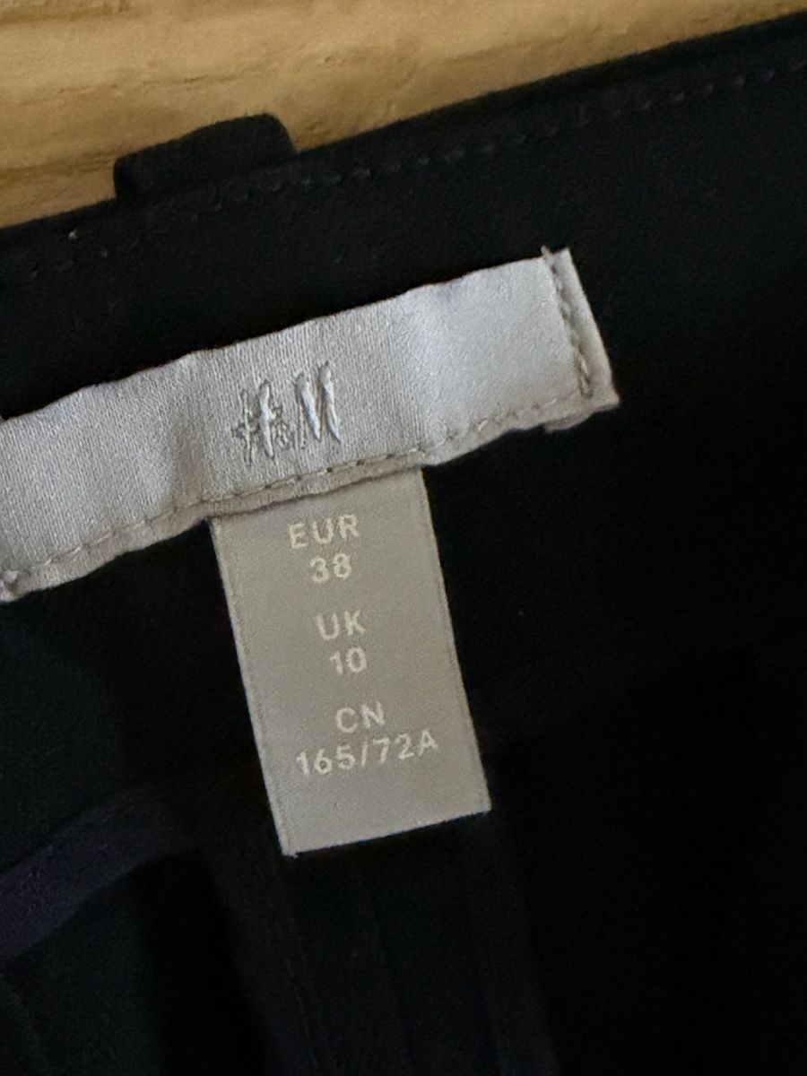 H&M Hosen: H&M Anzugshose Damen Grösse 38 – Gebraucht aus Bern von al.essia 1
