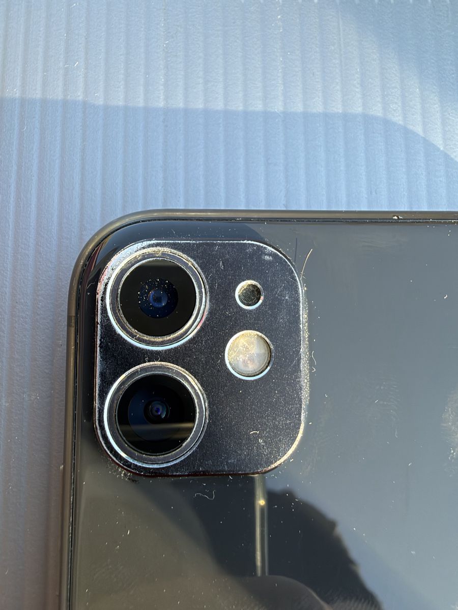 Apple Handys / Smartphones: Apple iPhone 11 128GB état correct – Gebraucht aus Vullierens von gugu9 2