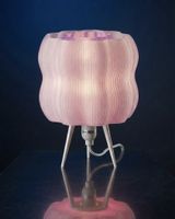 „Anemone“ Designer Tischlampe / Einzigartiges Wellendesign