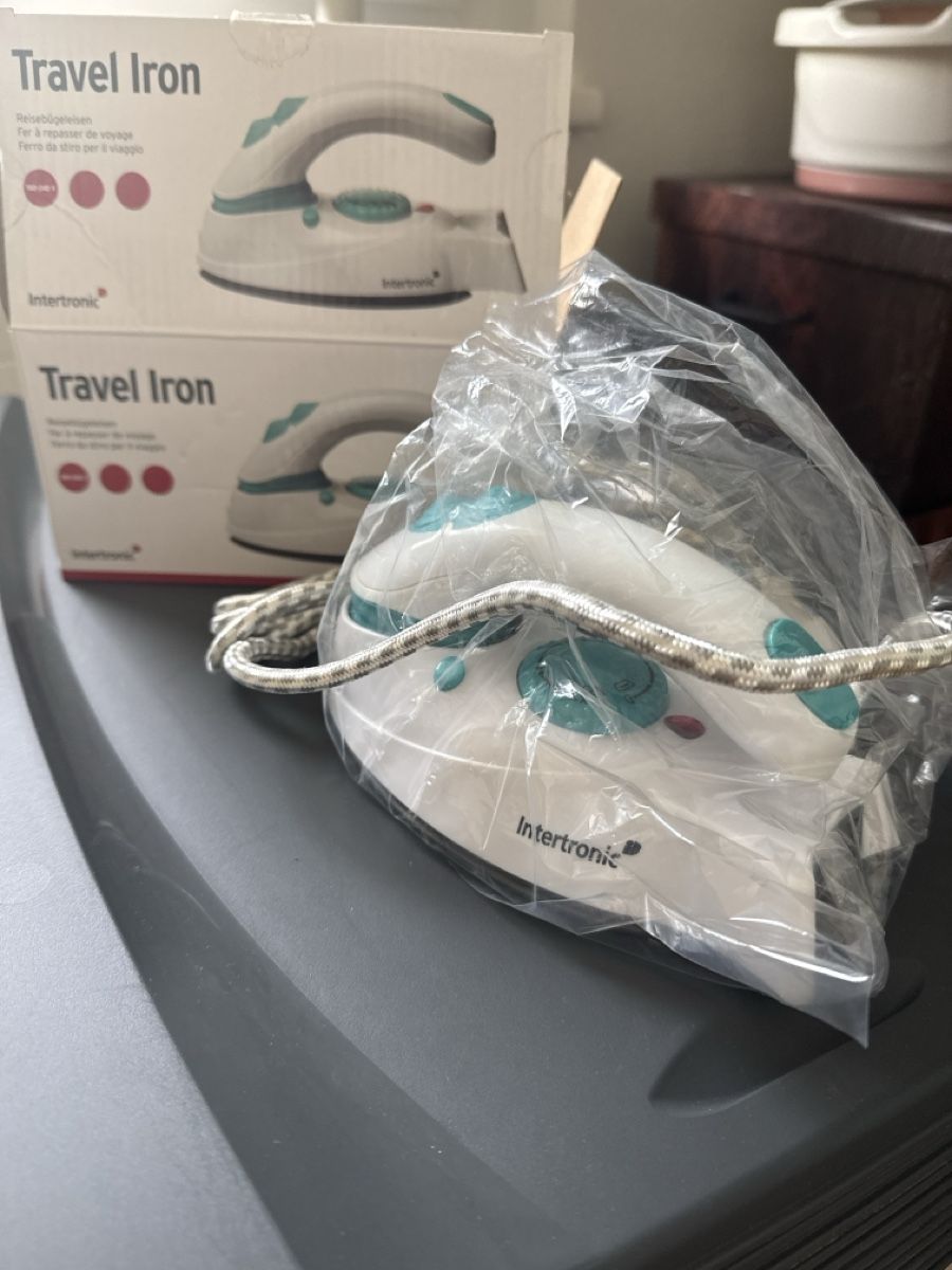 Ferri da stiro: Travel Iron – Nuovo e nell'imballaggio originale da Winkel venduto da Olirickli05
