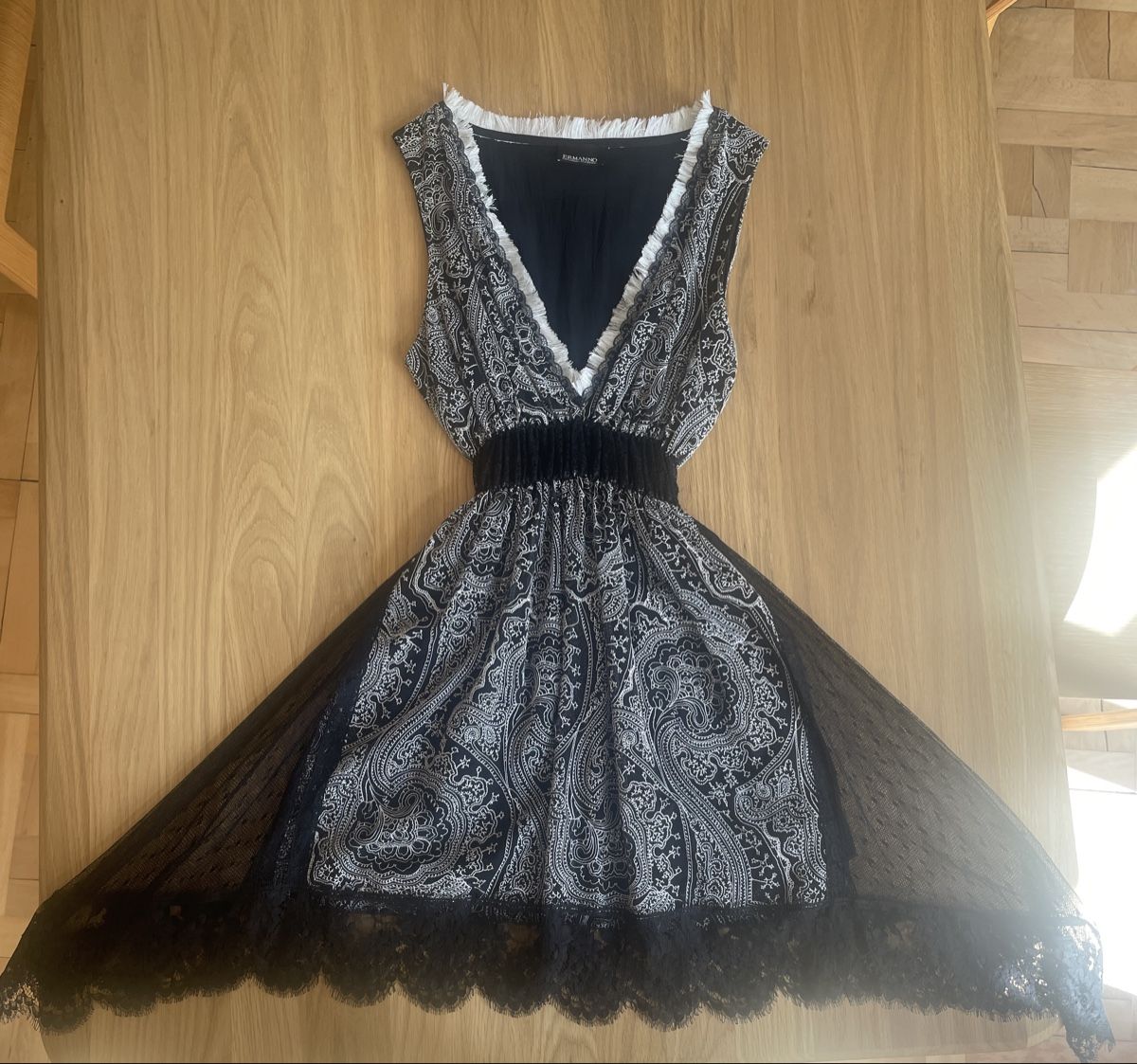 Ermanno Scervino Vestiti: Bezauberndes Kleid von Ermanno Scervino – Usato da Zürich venduto da pgr_9pzn 5