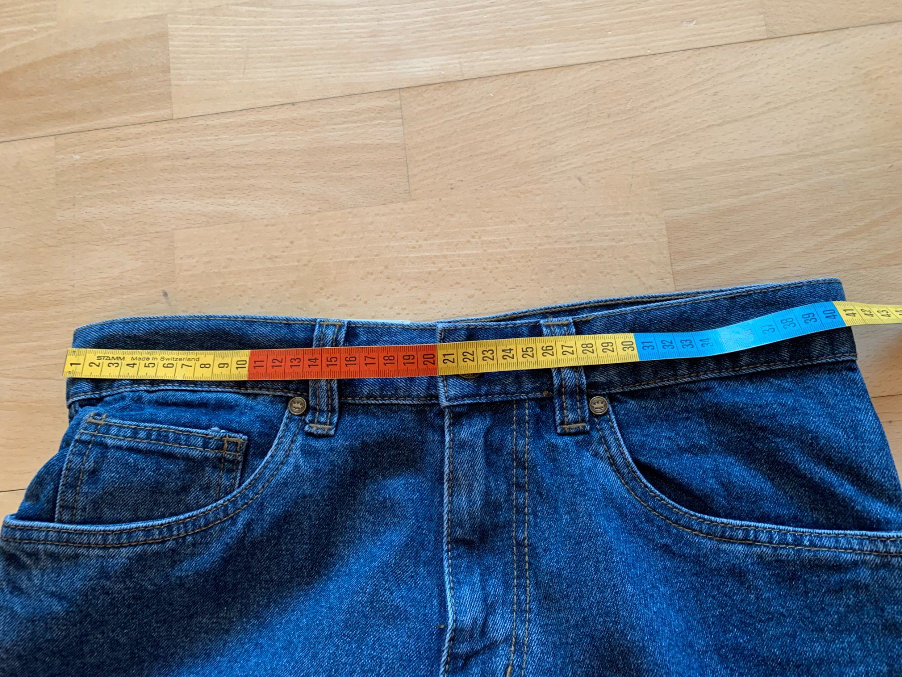 Jeans: Kingfield Jeans Hose, Gr. 46, NEU – Nuovo e nell'imballaggio originale da Worb venduto da farben20zauber 2