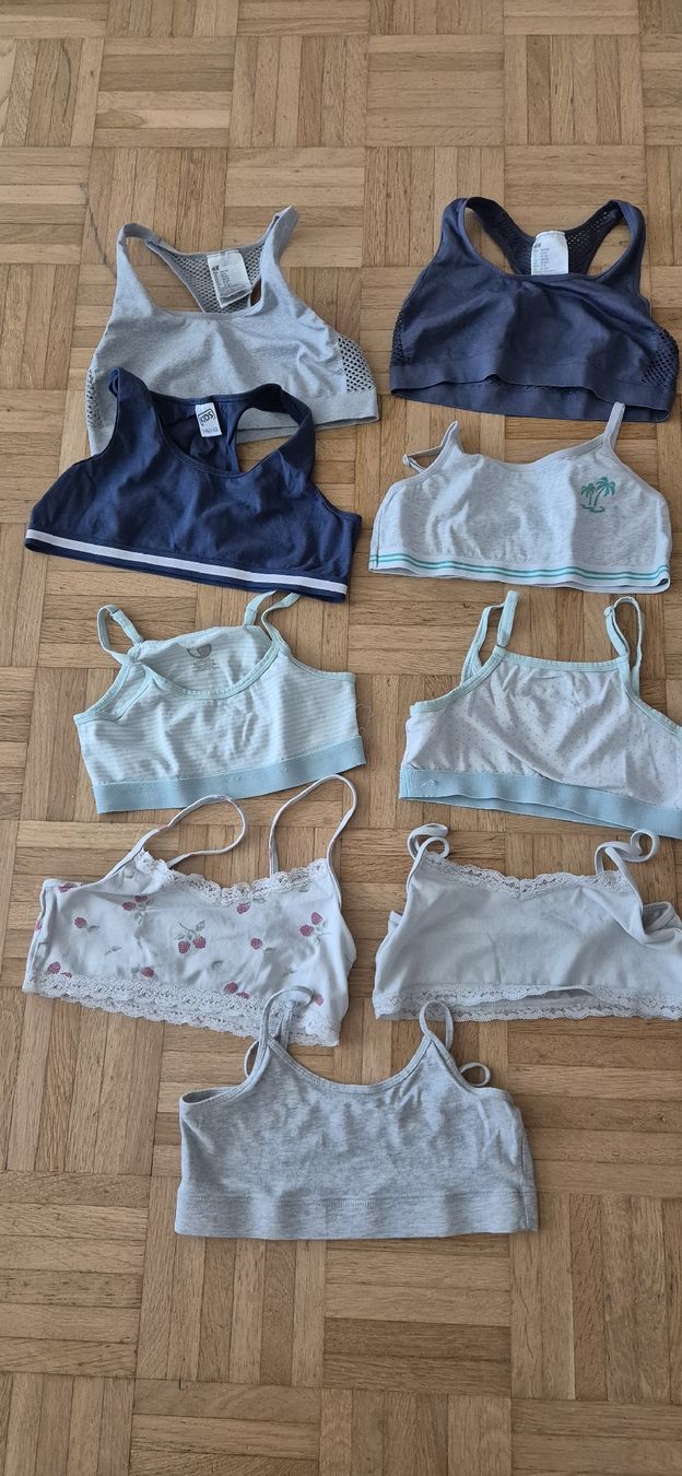 Biancheria intima: Tops/Bustiers Gr. 146/152 – Usato da Reinach BL venduto da Trishi