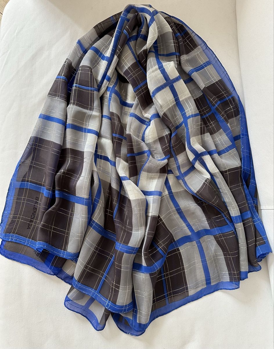 Balenciaga Foulard & Sciarpe: Balenciaga Seidenschal – Nuovo (secondo la descrizione) da Zollikon venduto da _M65_ 6