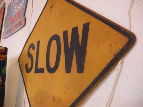 Insegne: SLOW Verkehrsschild USA – Usato da Schalunen venduto da schwabspielautomaten 3