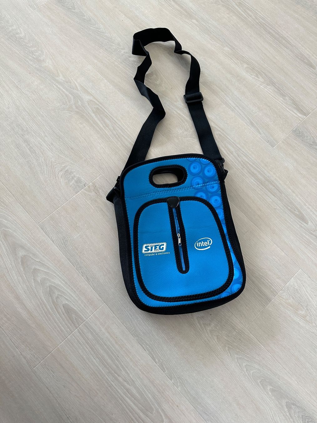 Borse: Laptop oder i-Pad Tasche – Nuovo (secondo la descrizione) da Kirchlindach venduto da Ibag70