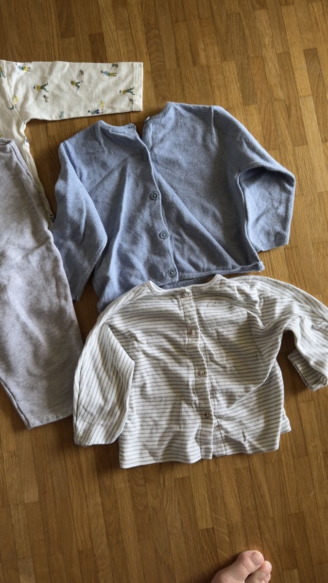Zara Lotti & Set di vestiti: Zara set baby unisex gr.80 – Usato da Luzern venduto da ja_0707 4