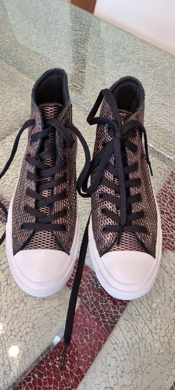 Converse Damenschuhe: Converse Gr. 37.5 – Gebraucht aus Luzern von Reni025