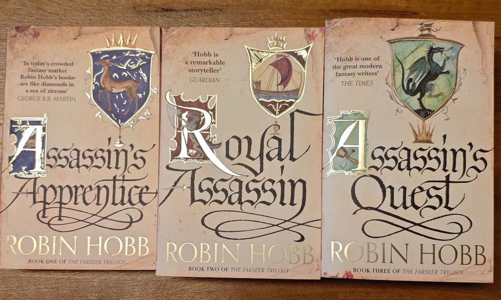 Assassin's Apprentice, Royal A, A.'s Quest - Farseer Trilogy (Gebraucht ...