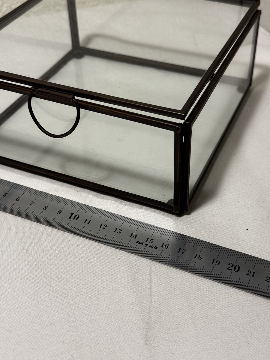 Tutte le decorazioni: Dekorative Glasbox mit bronzefarbenem Rand, Neu! – Usato da Stüsslingen venduto da leo_nzh6 2