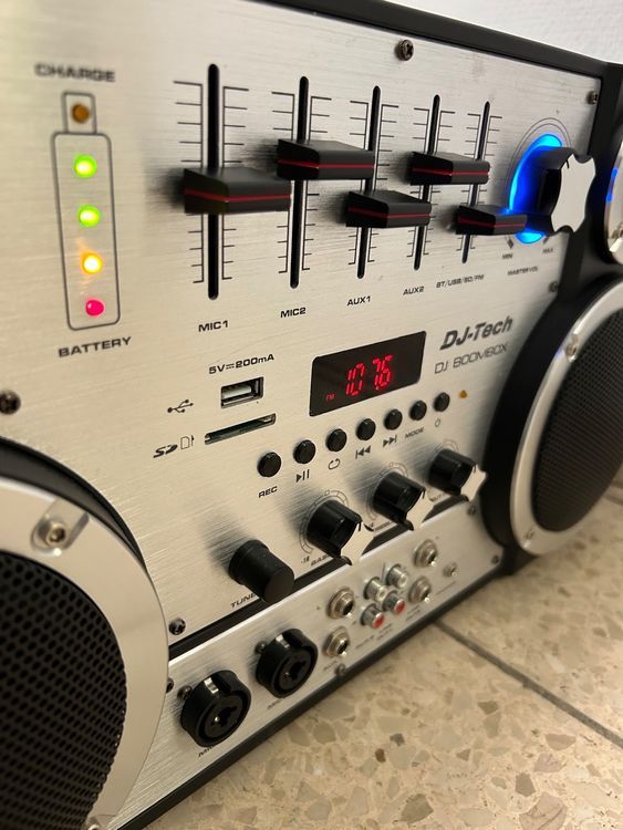 Medion P66538 Radio Rétro - Années 80 - Boombox - Ghettoblaster - DAB+ - Lecteur CD