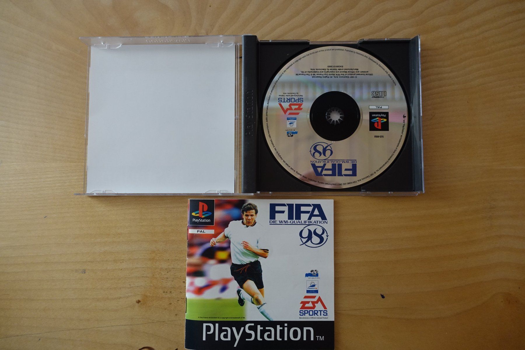 Sony Giochi: FIFA 98: Die WM-Qualifikation – Usato da Steinach venduto da Gamecet 3