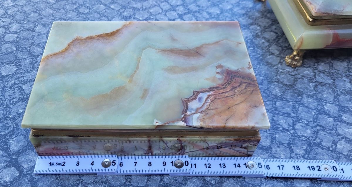 Barattoli: Boîte en onyx ancienne – Usato da Bursinel venduto da SeveralLives
