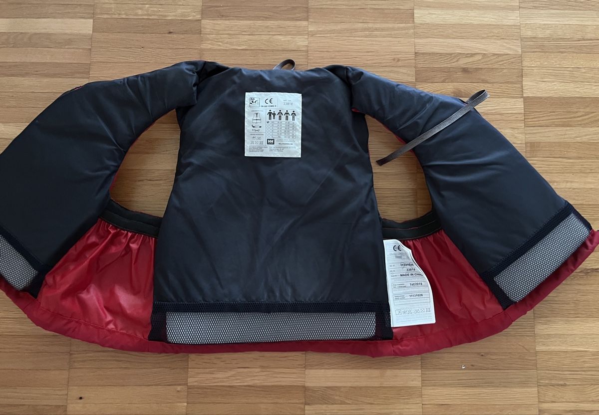 Helly Hansen Giubbotti di salvataggio: Schwimmweste für Kinder – Usato da Fällanden venduto da melenoel 1