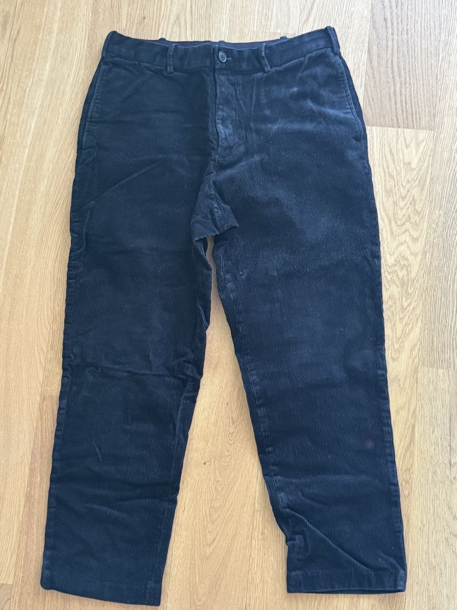 Uniqlo Pantaloni: Uniqlo Herrenhose Cord – Usato da Rotkreuz venduto da she_8nyq 1