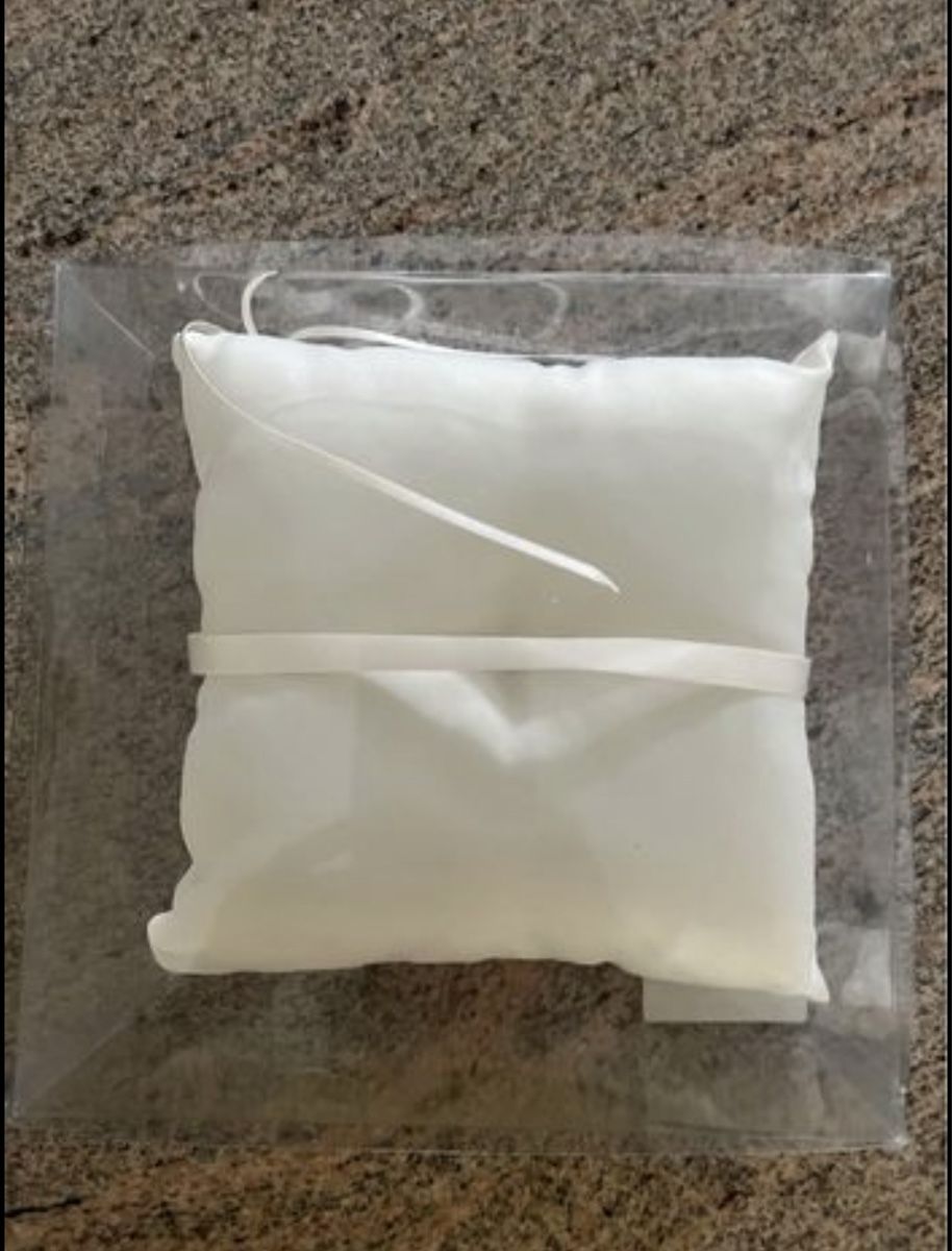 Cuscini: Ringkissen neu 20x20 cm – Usato da Luzern venduto da suhamadlun 2
