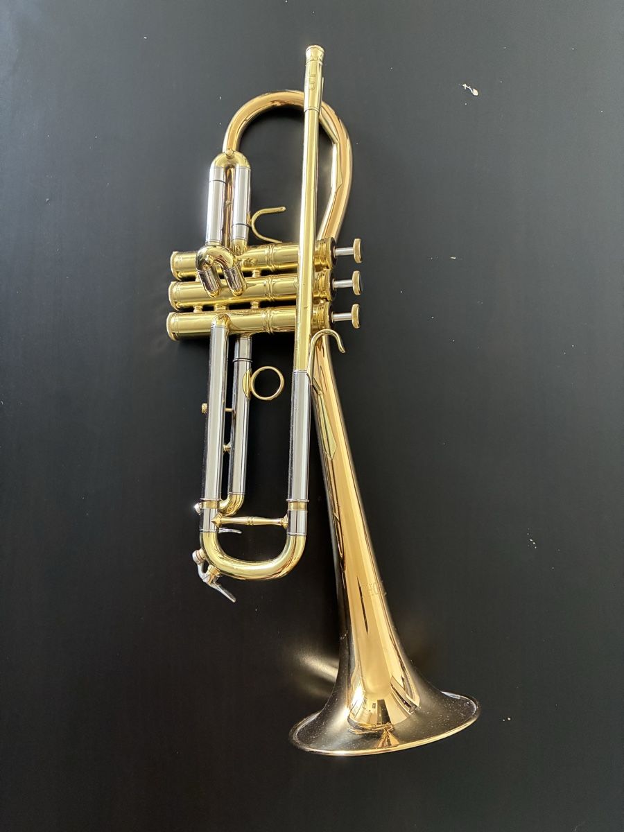Musikinstrumente: B-Trompete Phoenix UP lackiert Gold - VB – Gebraucht aus Basel von Caramba1947