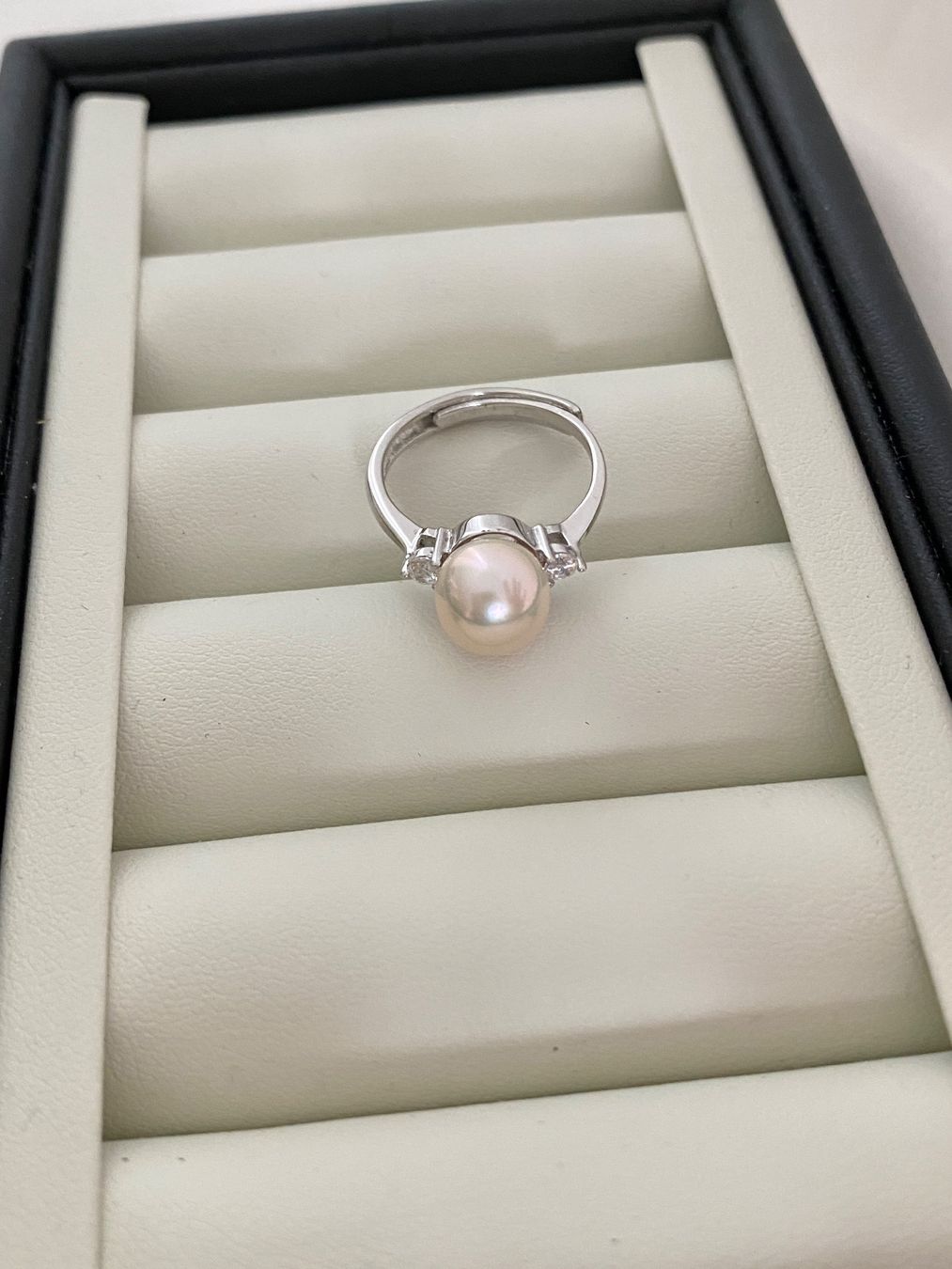 Anelli: 8.5mm Top Qualität Süsswasser Perle Ring – Nuovo e nell'imballaggio originale da Sarnen venduto da yingsperlen 1