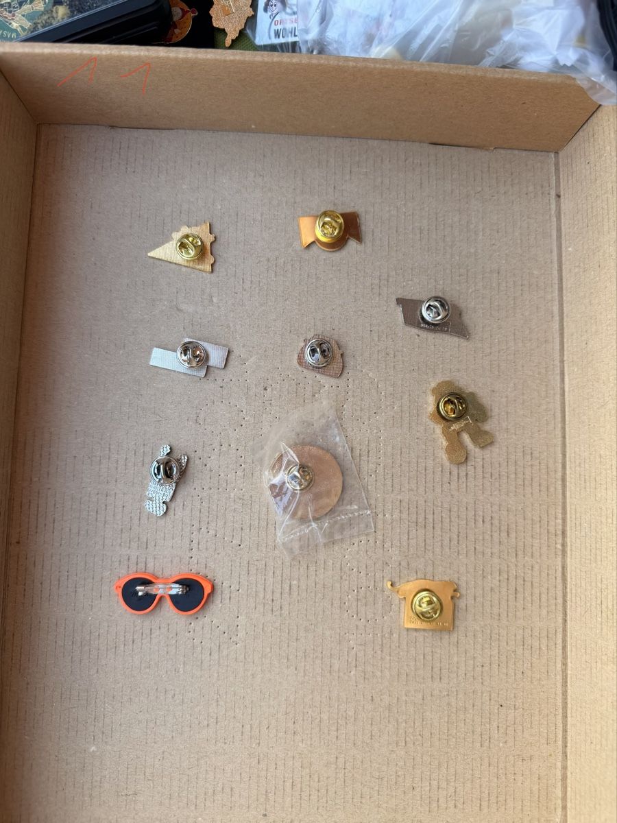 Placchette & Badge: Pin Set 11 - 10 Stück – Usato da st. gallen venduto da nerio450 1