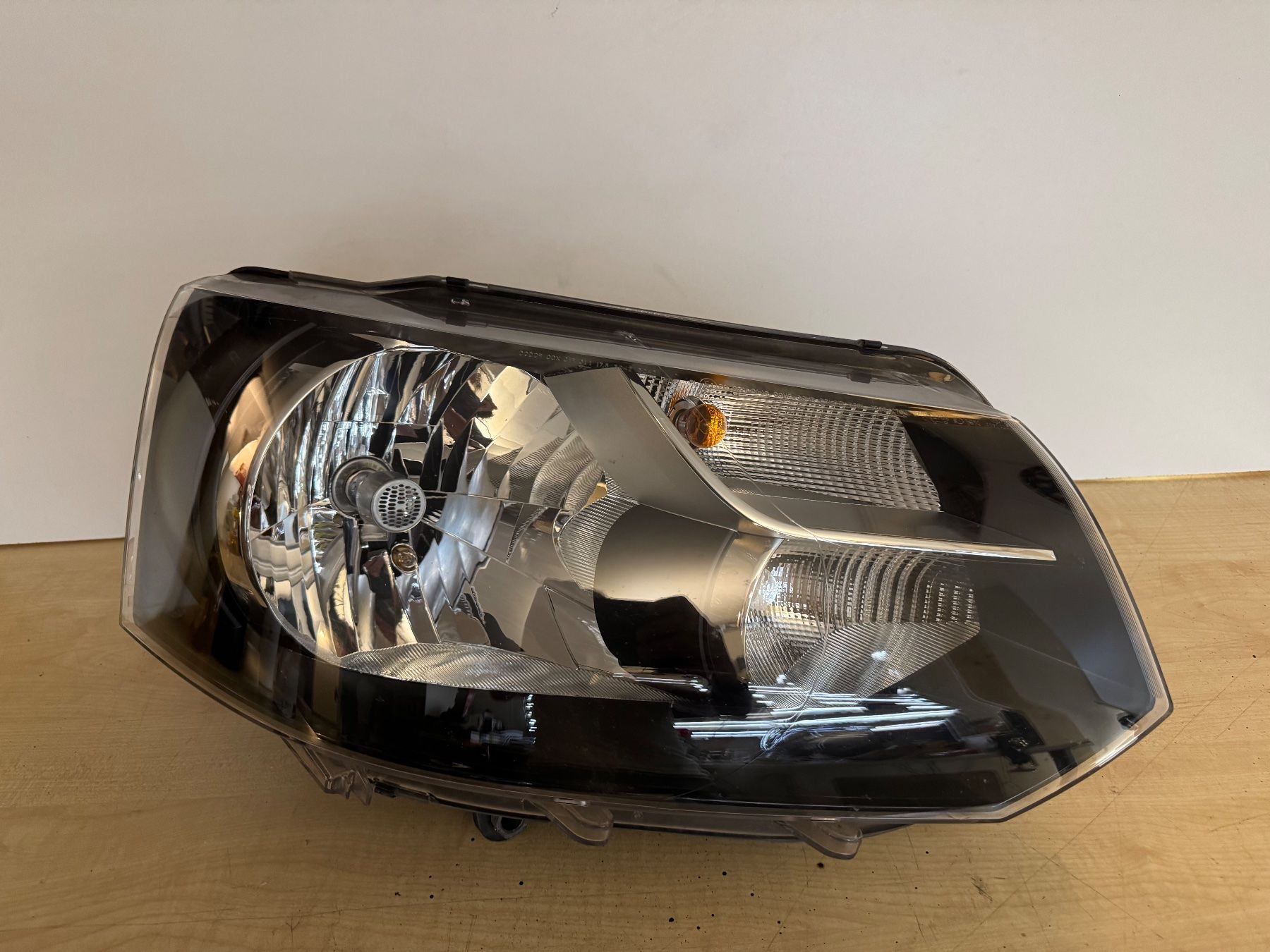 VW Fari: VW T5 Scheinwerfer Paar – Usato da Dürnten venduto da luschu3000 3