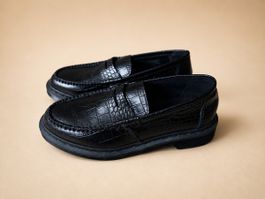 Mocassini Dr Martens Neri in Pelle Stile Coccodrillo