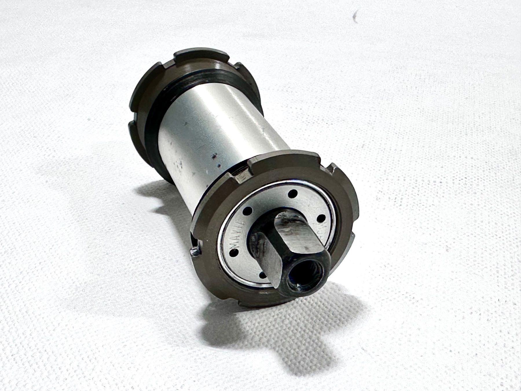 Mavic Pezzi di ricambio: Mavic 610 Series Bottom Bracket Innenlager TOPZUSTAND – Usato da Luzern venduto da bikeandbeltcom 2