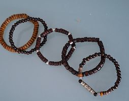 5 schöne Armbänder Neuwertig