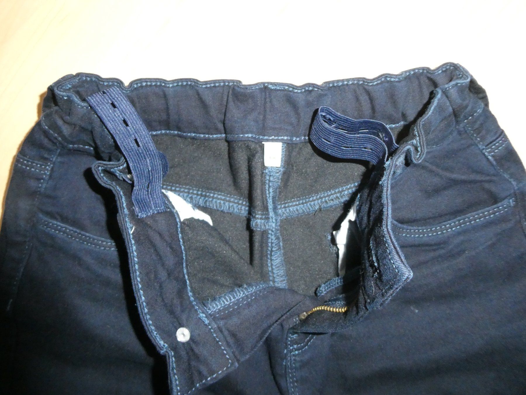Pantaloni: Jeans dunkelblau Gr. 176 – Usato da Mels venduto da KOSL 1