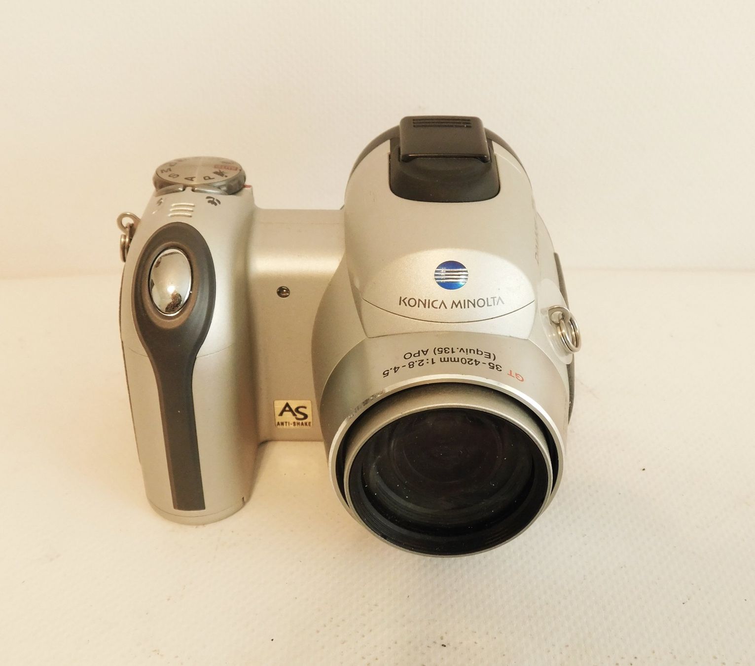 Minolta Fotocamera: Minolta Konica Dimage Z5 Kompaktkamera 2005er rar – Usato da Emmenbrücke venduto da Ulisse-22