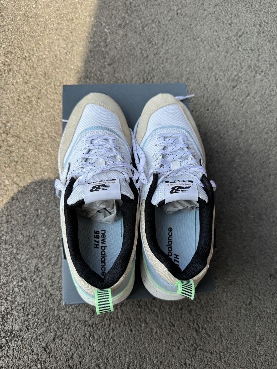 New Balance Scarpe da uomo: New Balance 997H Sandstone 40 – Nuovo (secondo la descrizione) da Porrentruy venduto da fee_24 2