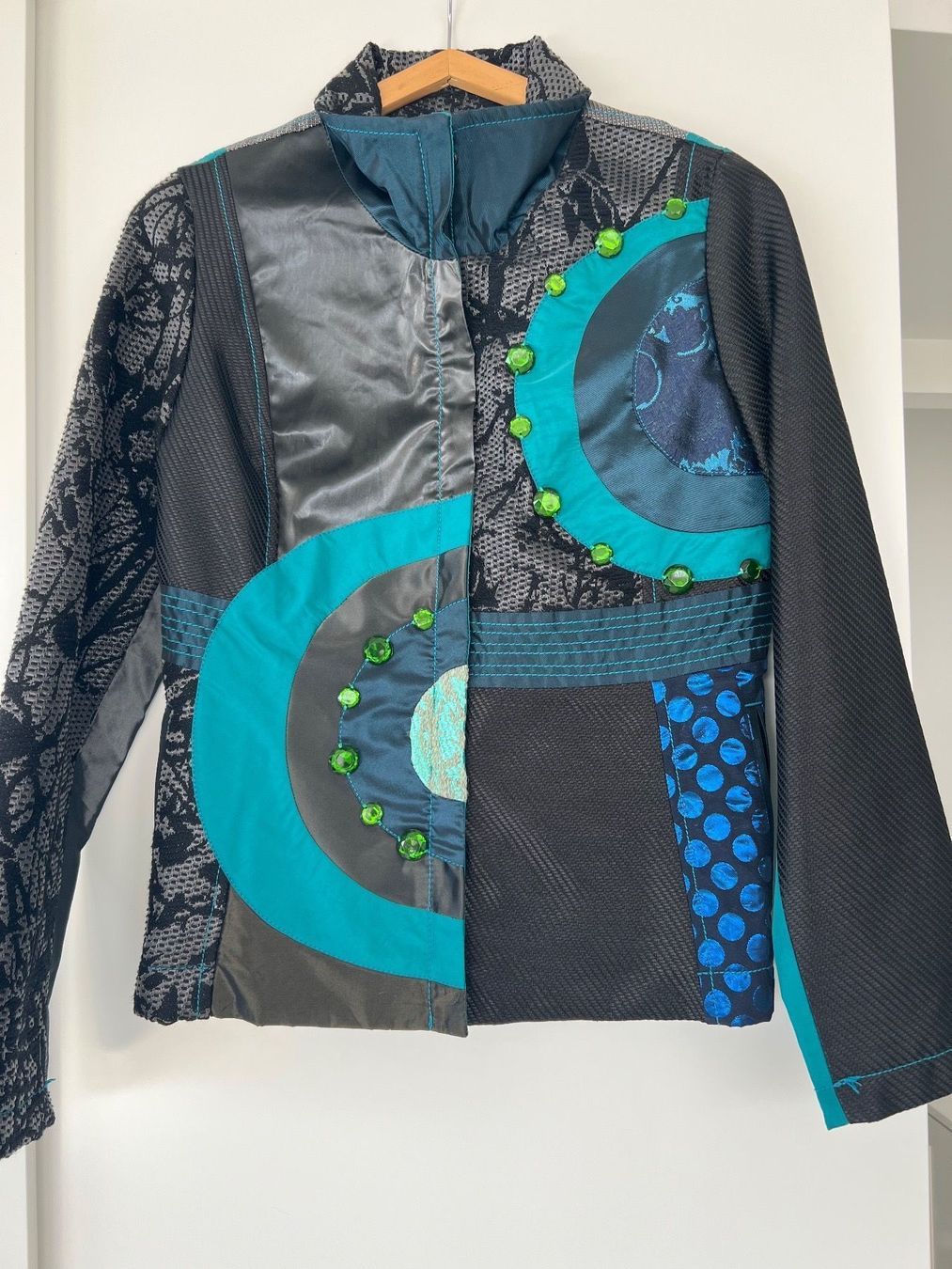 Desigual Giacche: Desigual Jacke Gr. 38 – Usato da Bellmund venduto da been.mlr 1
