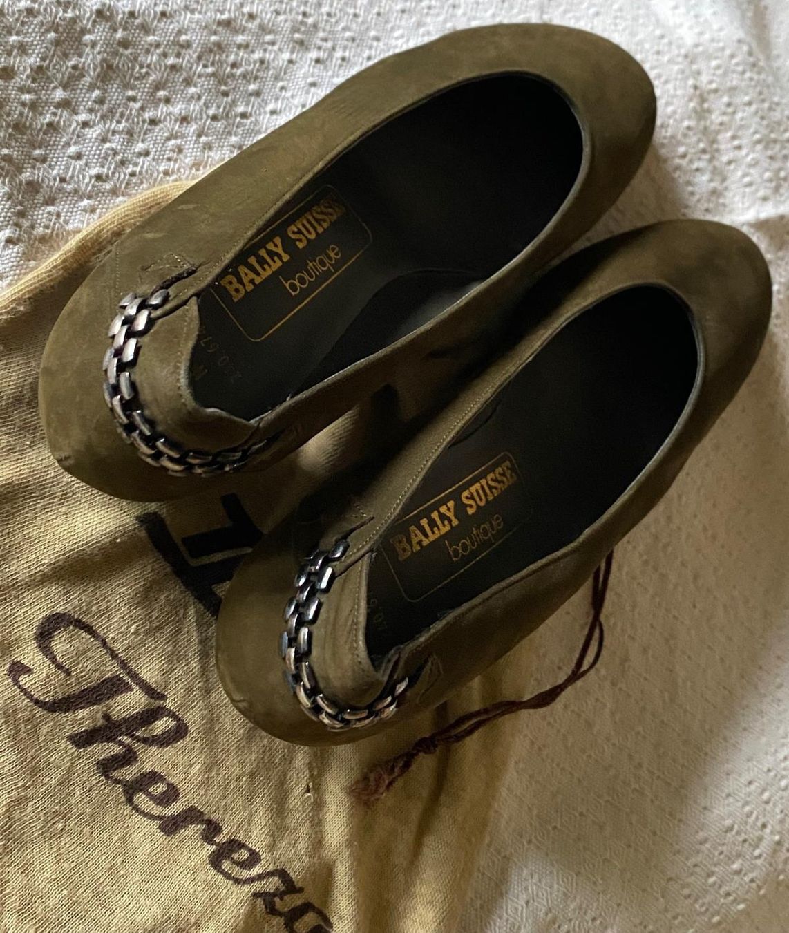 Bally Scarpe da donna: Bally Schuhe in Olivgrün – Usato da Pfäffikon SZ venduto da Ttwister 1