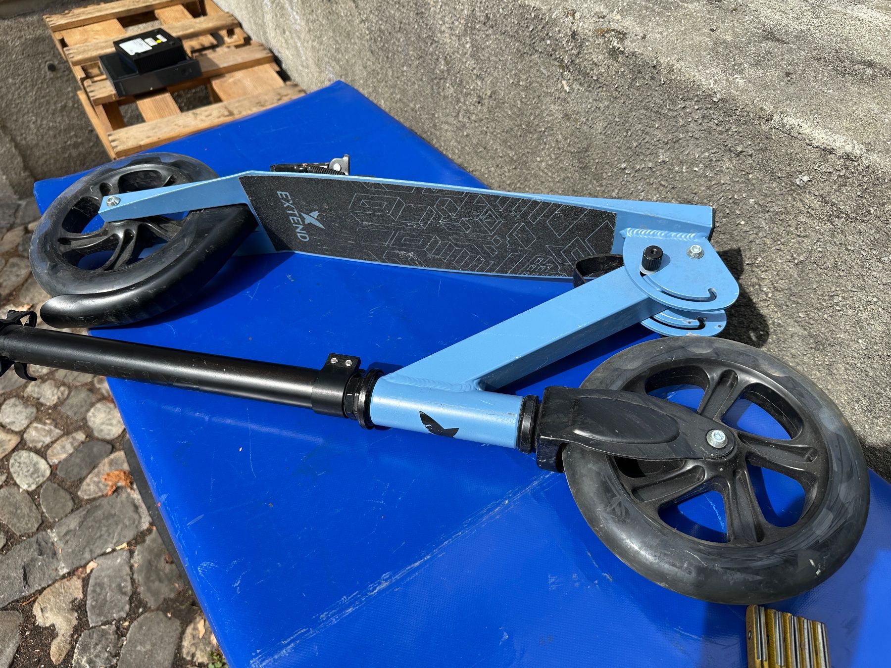 Kickboard: Extend Metro 200 Scooter Cityroller – Gebraucht aus Zürich von atlantis77 8