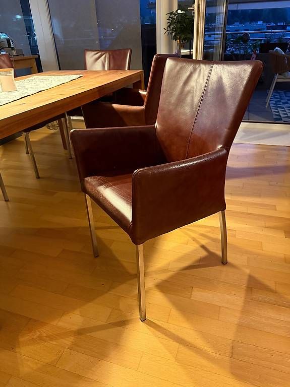 Interio Chaises: Esszimmer Stühle braun Leder – D'occasion à Kriens par thomknig 3