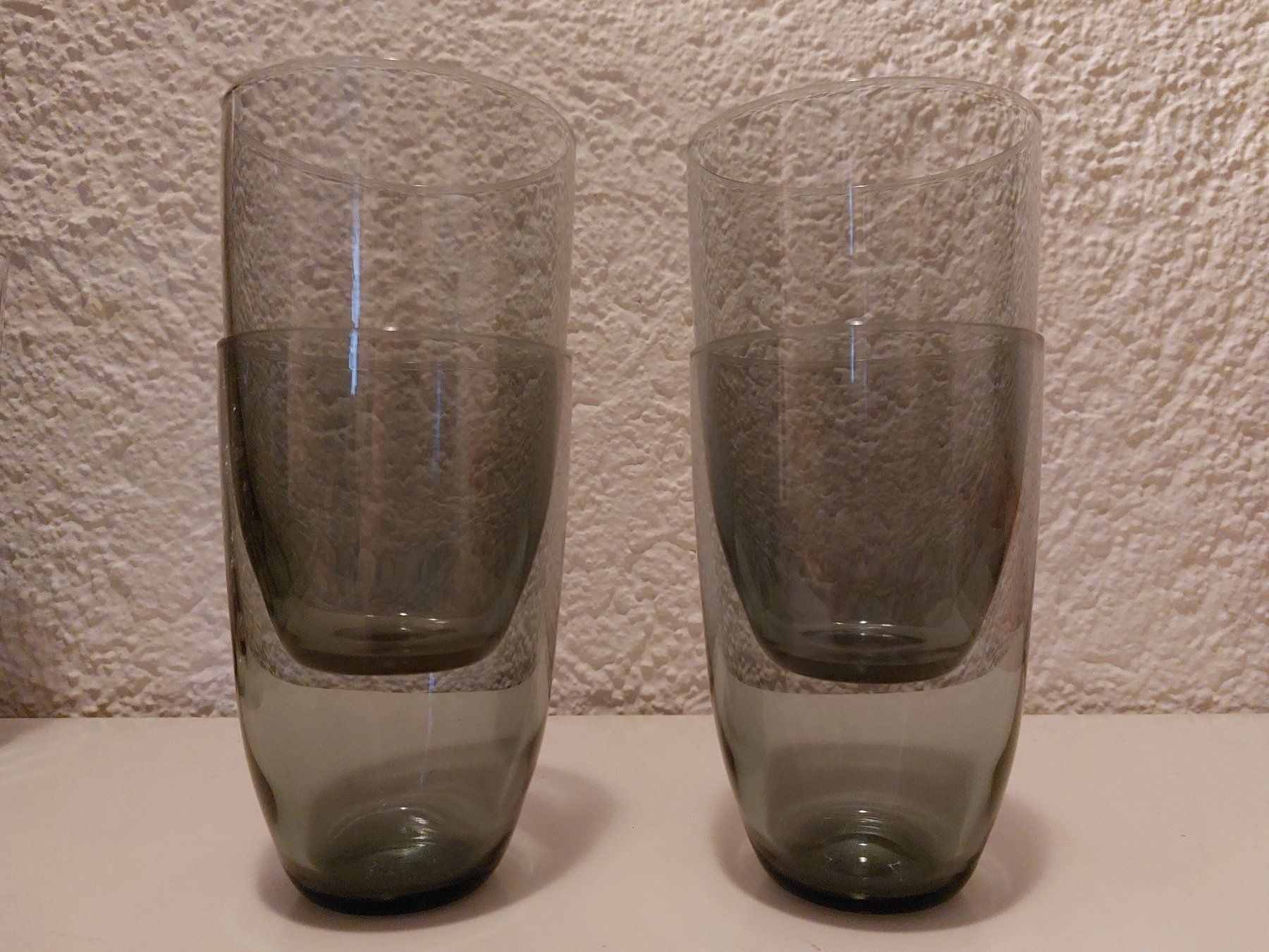 Gläser: 4 Dunkelgraue Wassergläser Longdrinkgläser Gläser Set – Gebraucht aus Horgen von Angel0010 4
