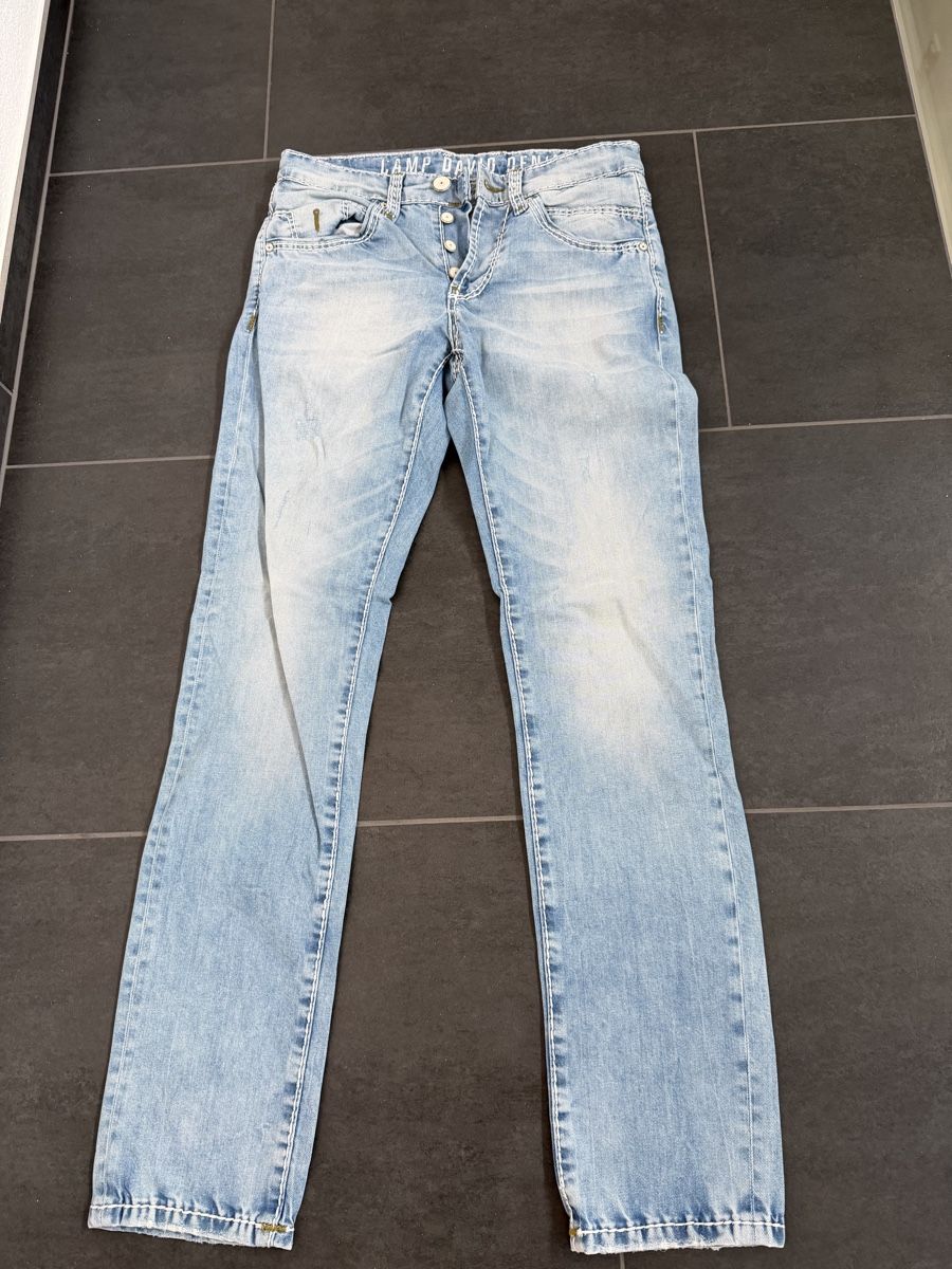 Camp David Jeans: 3 Camp David Herren Jeans hellblau, Grösse 30/32 – Usato da Metzerlen venduto da sport001