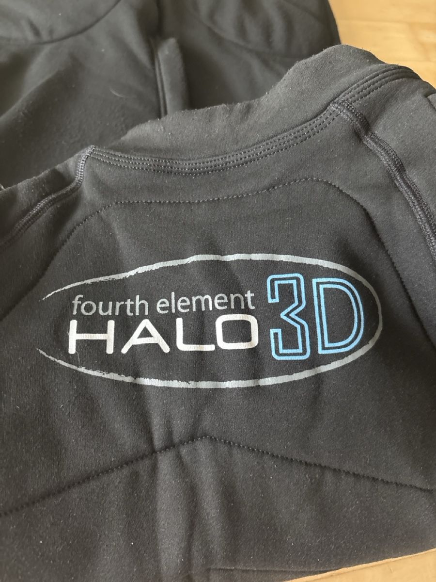 Mute per immersioni: Fourth Element Halo 3D Unterzieher Grösse M – Usato da Herrenschwanden venduto da Meno11